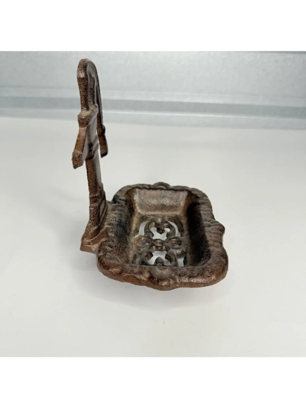 Cast Iron Water Pump Soap Dish Rustic Farmhouse Brown Footed Vintage Style